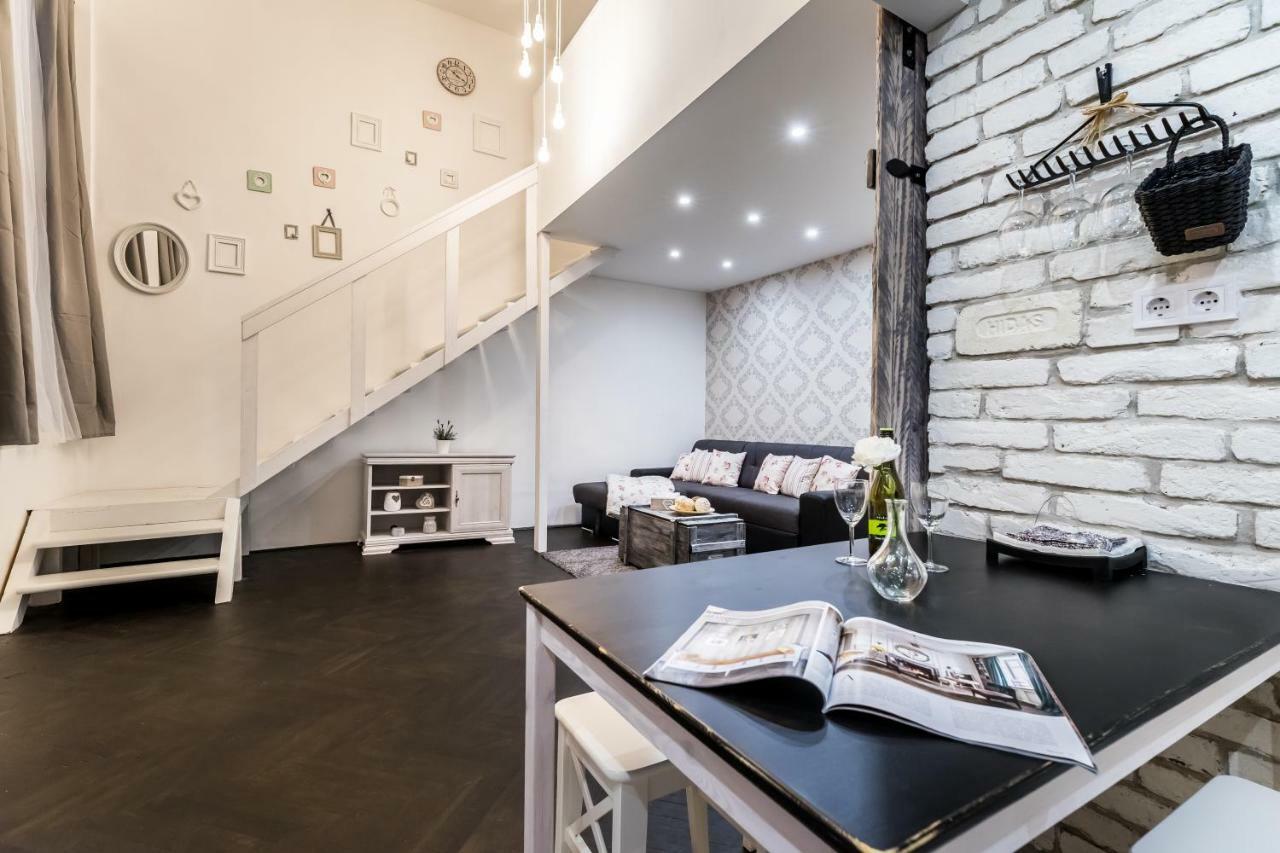 BPR Vintage Garden Apartment with Terrace&Sauna Budapest Exterior foto